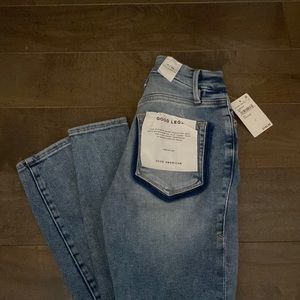 BRAND NEW. GOOD AMERICAN SIZE 0/25